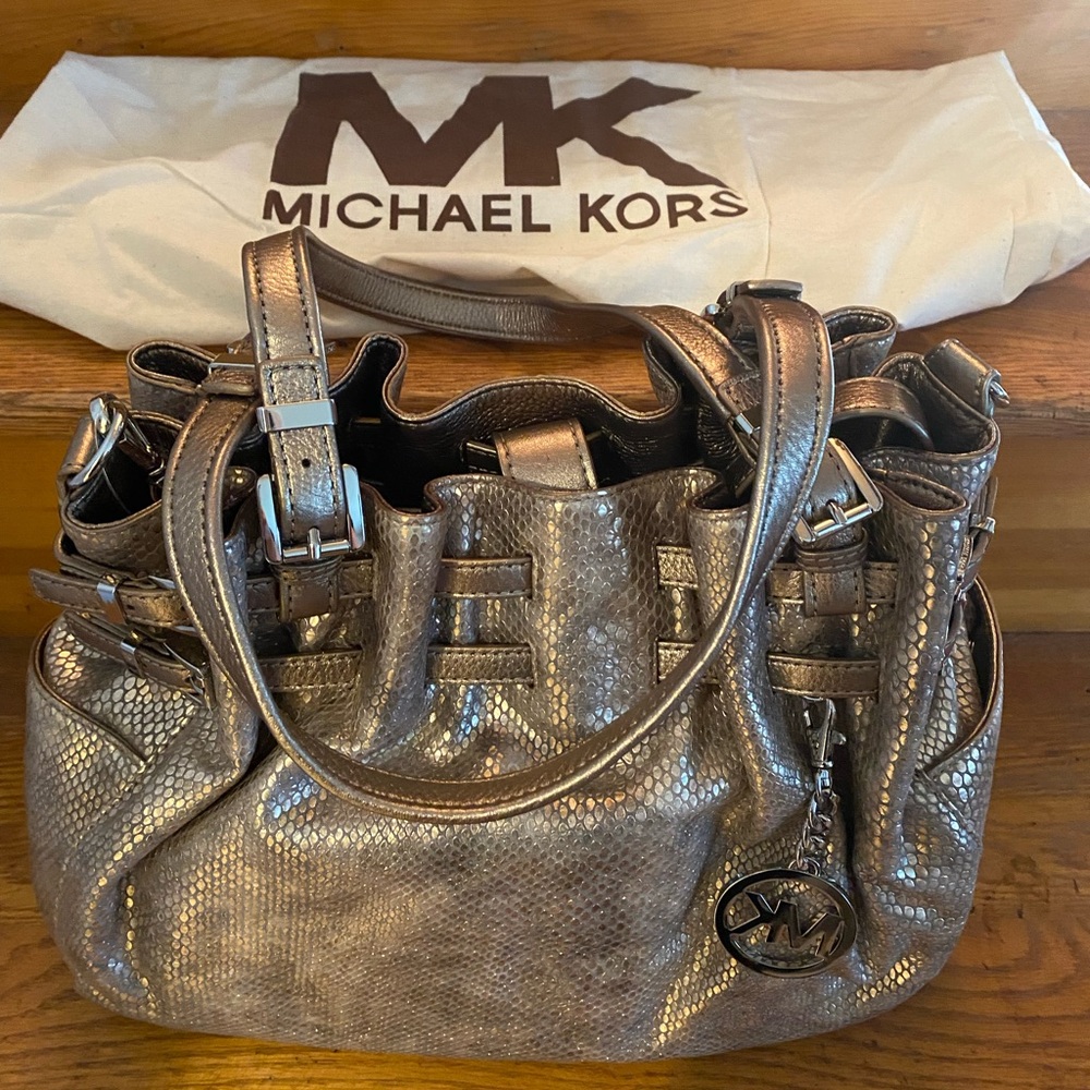 NWT Michael Kors Edie Shoulder Tote